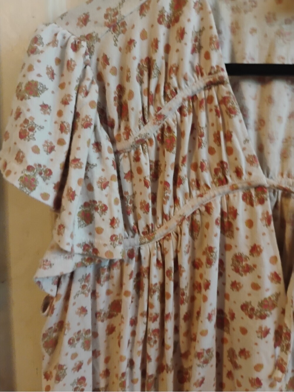 Lane Bryant Floral Print Peplum Blouse Size 14/16 - Picture 3 of 10